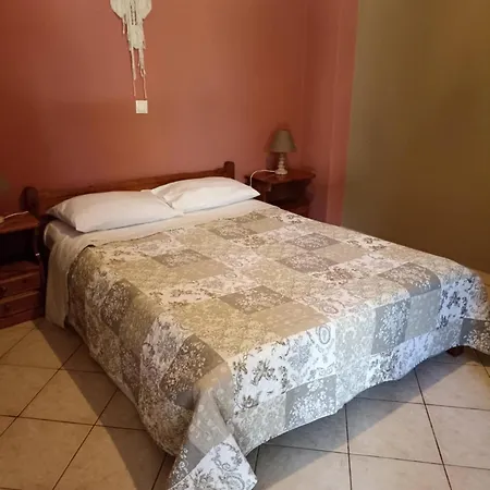 Vegera M Appartamento Vasilikiádhes